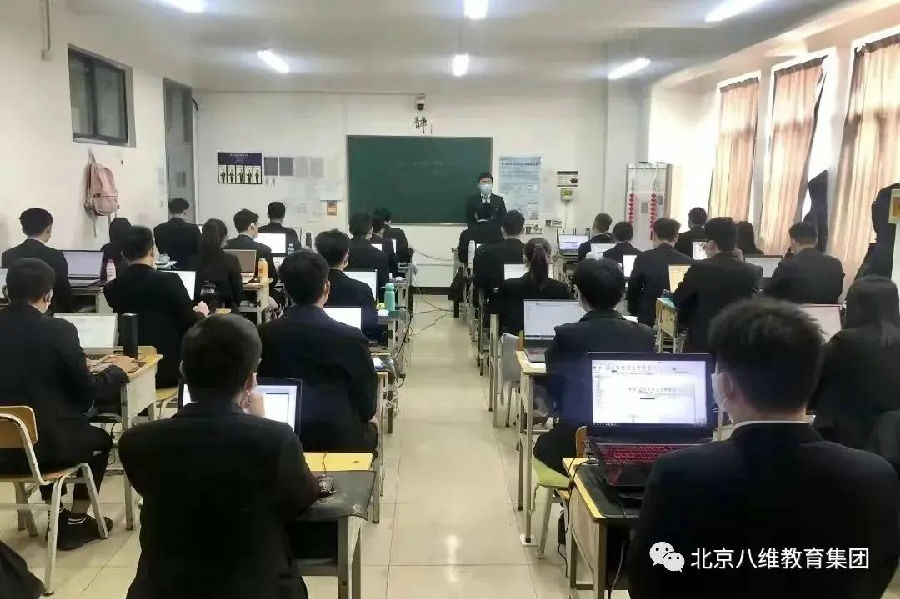 青少年計算機編程語言技術培訓