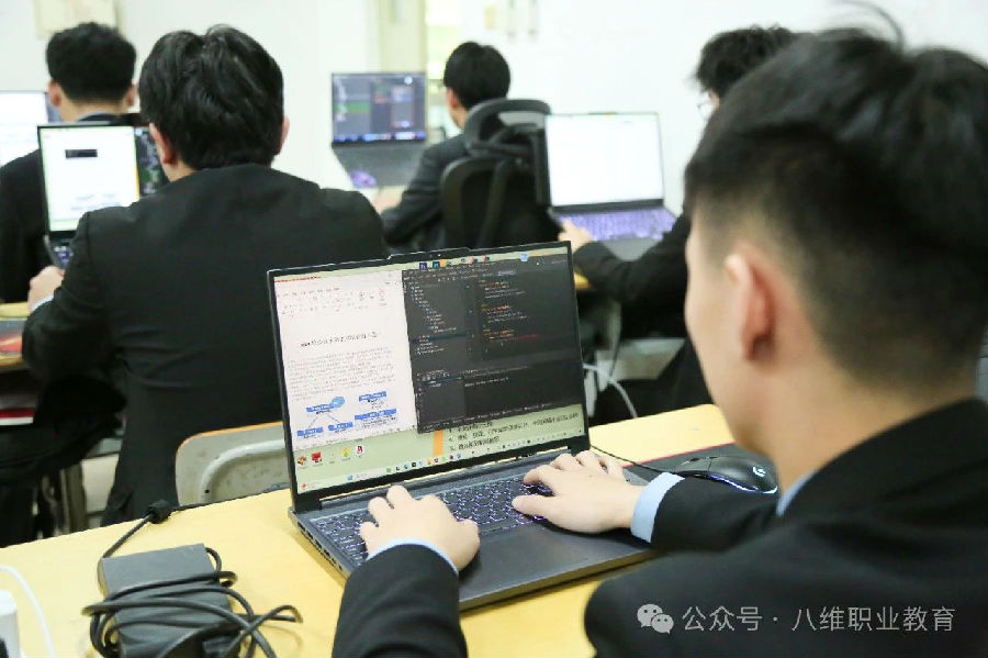 八維職業學校北京校區網絡工程專業全日制本科學歷招生